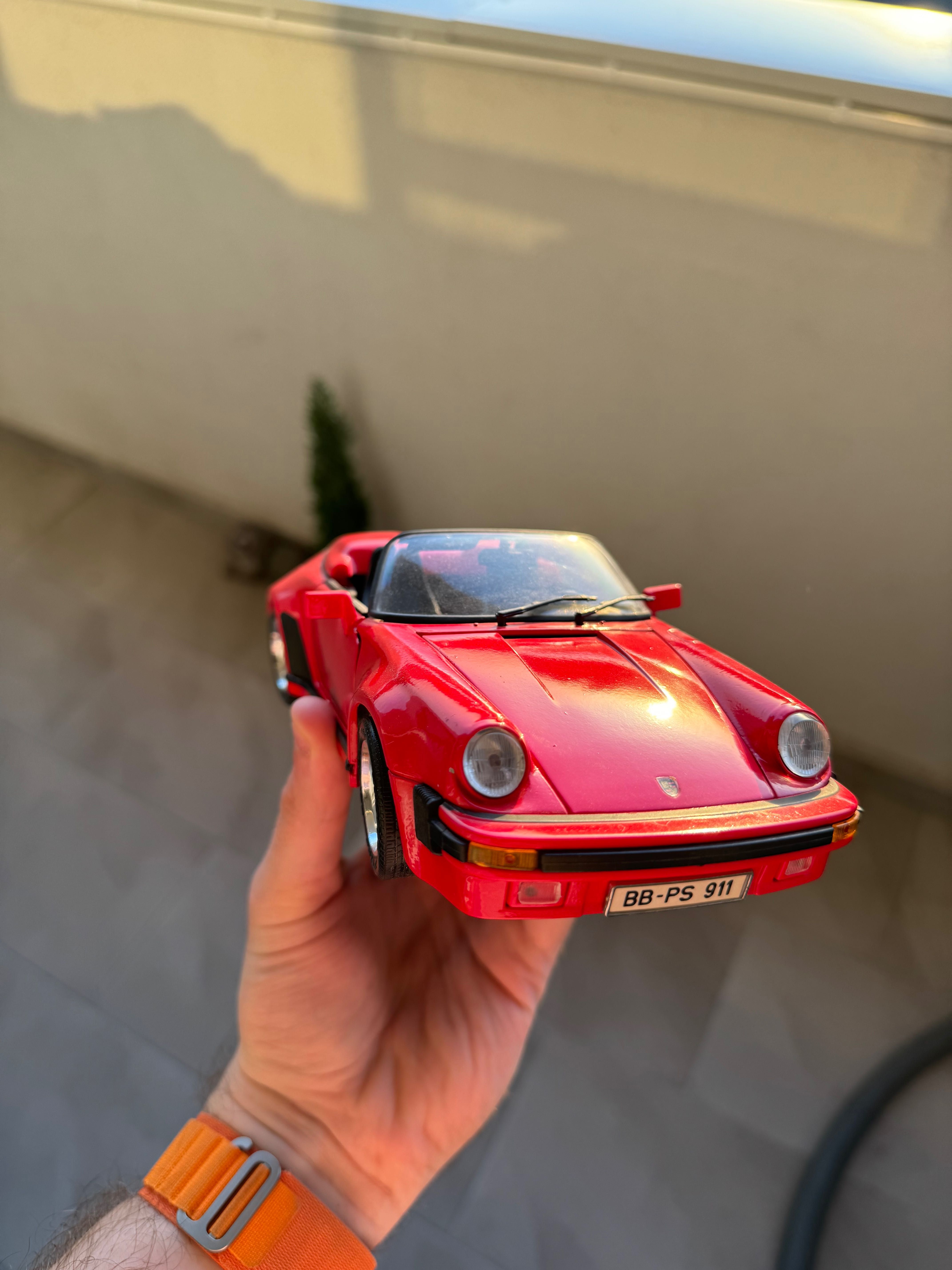 Macheta Porsche 911 1:18