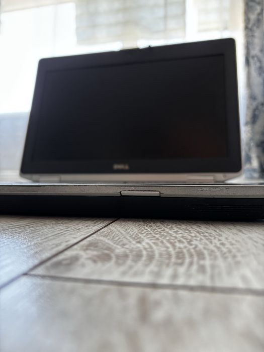 ноутбук dell в отличном состоянии