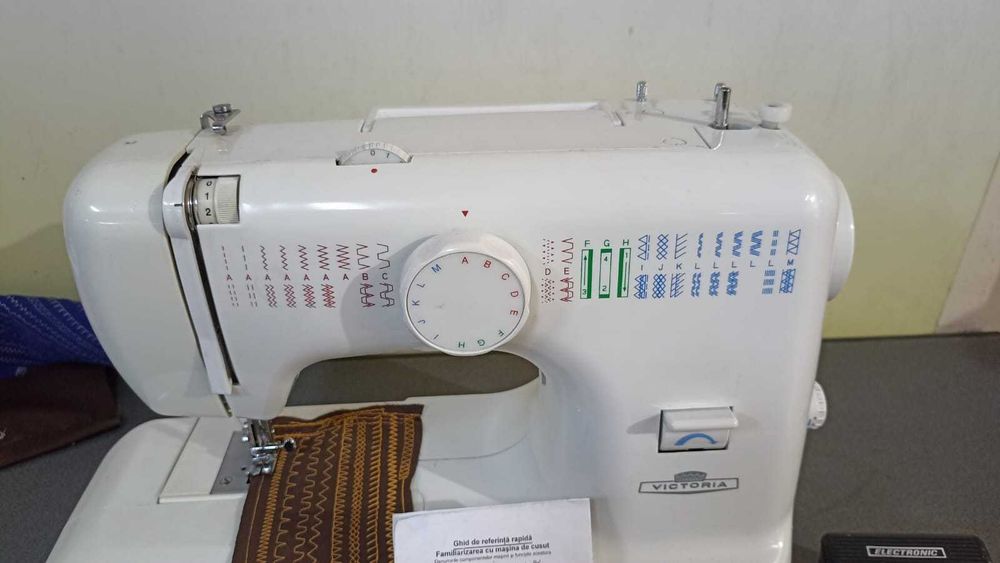 Masina de cusut  Victoria piese metalice interior