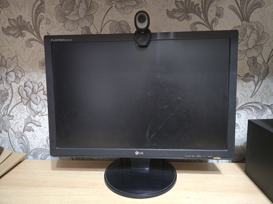 Продам монитор рабочий