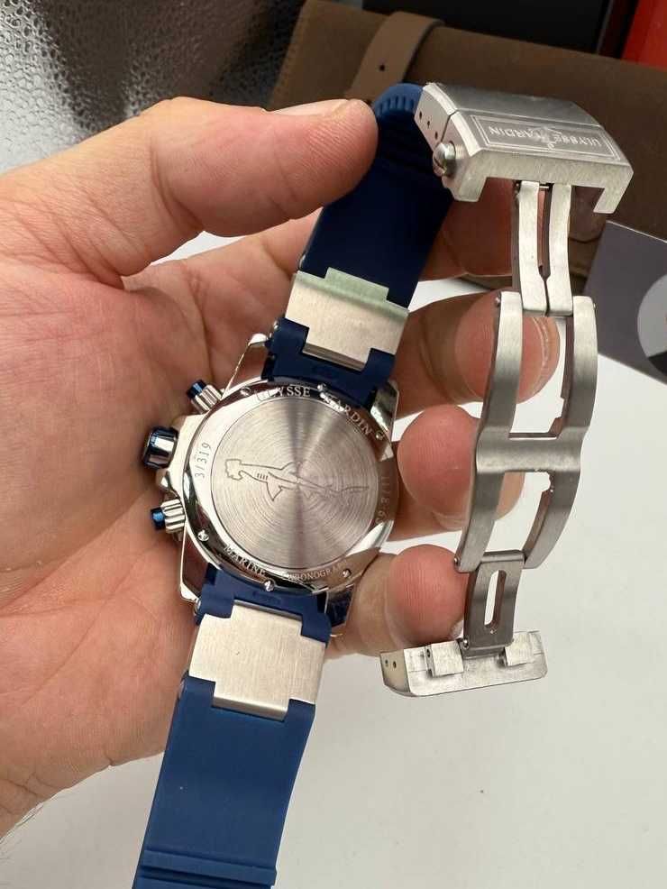 Ulysse Nardin Maxi-marine сребристо-синьо