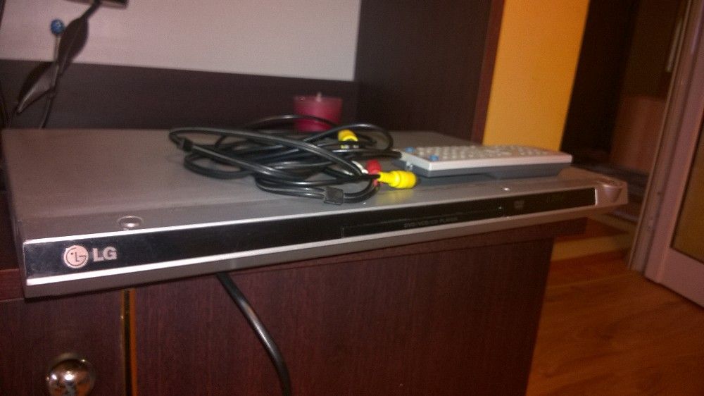 dvd player LG model dvx162