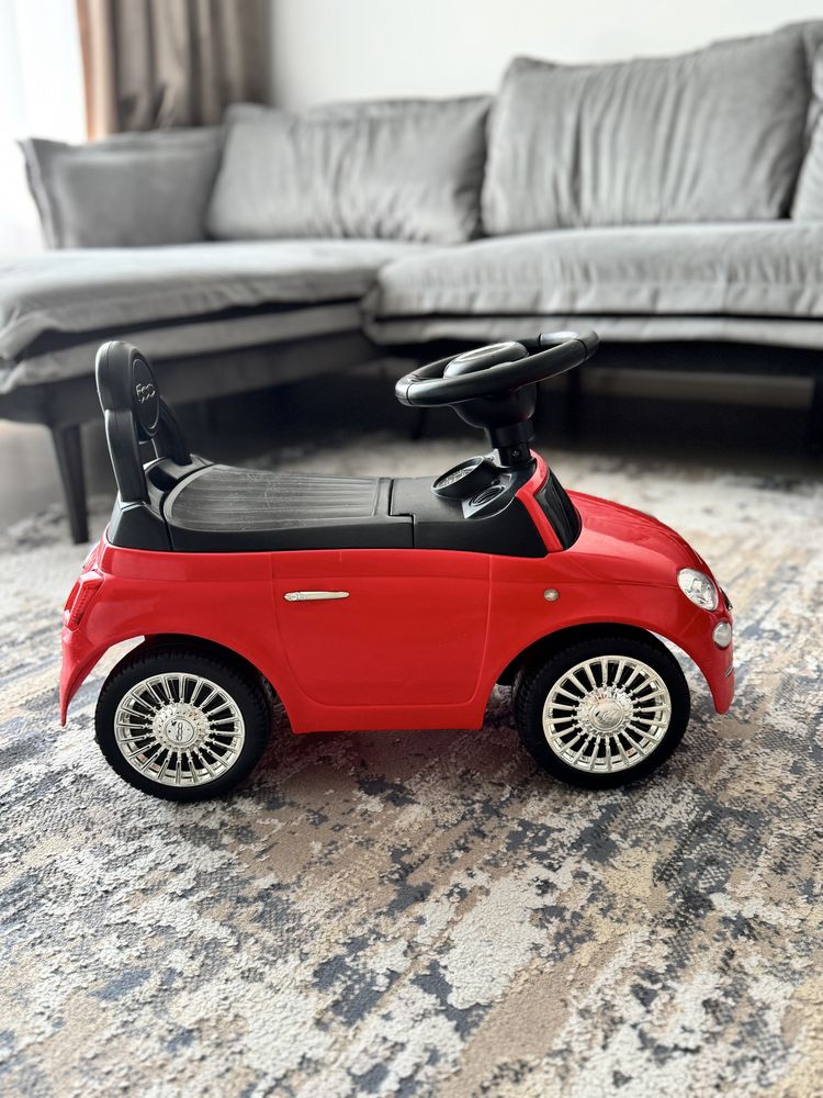 Кола за бутане и яздене Ride on Fiat 500