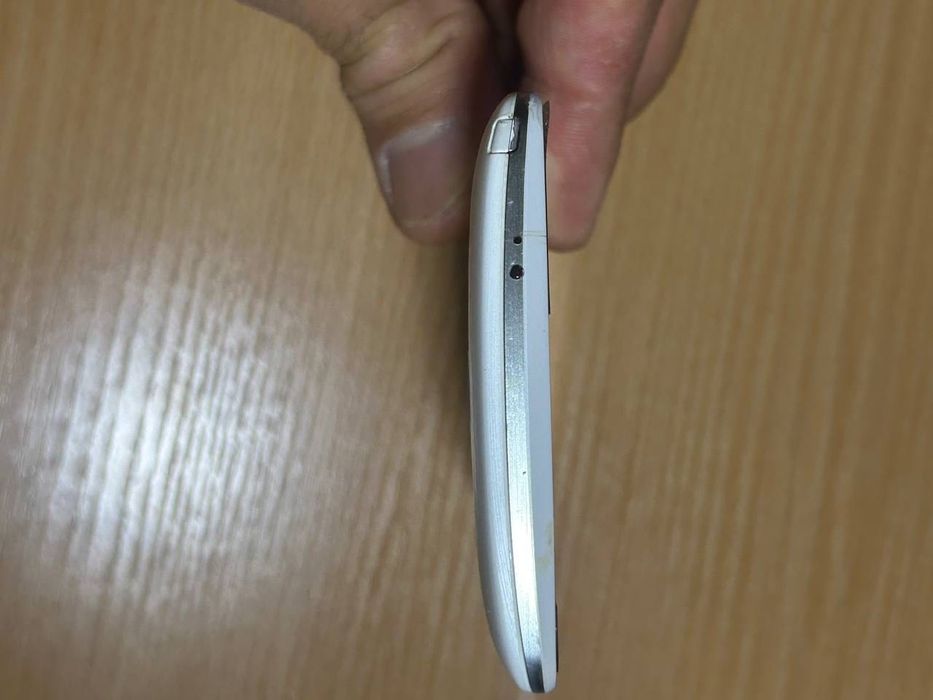 Продается телефон LG G3