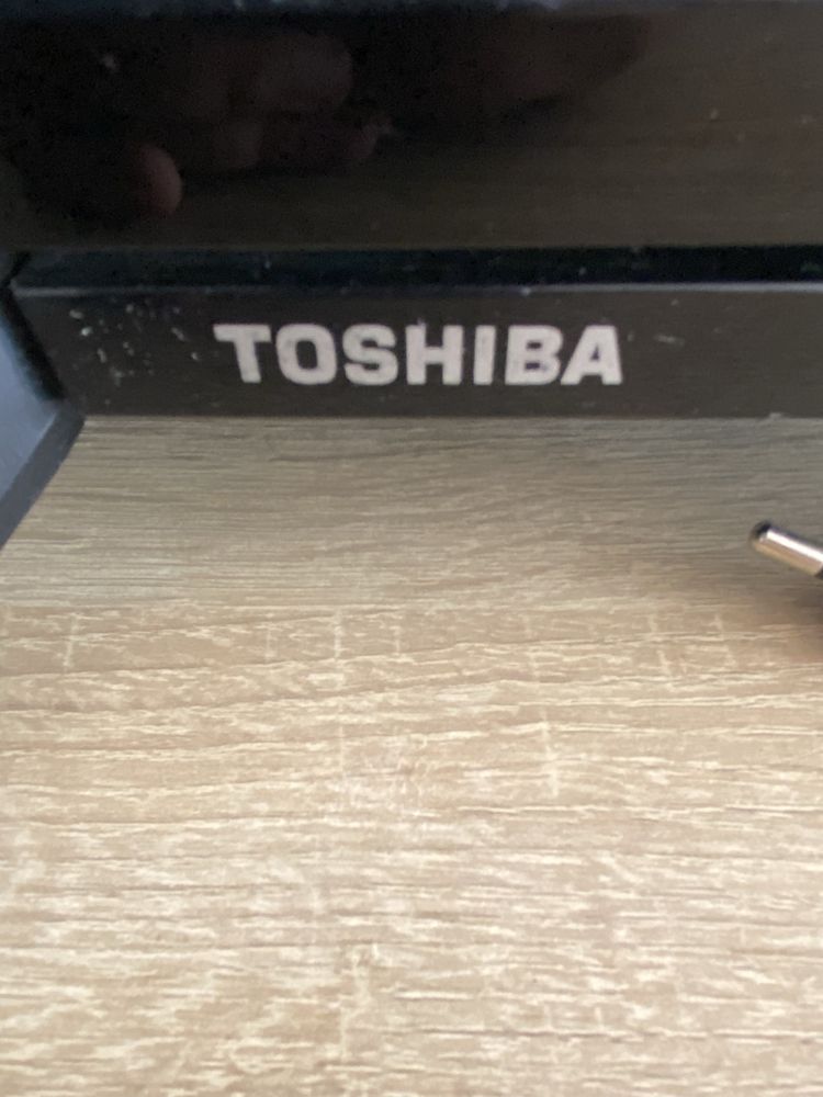 Televizor toshiba diagonal 1.10