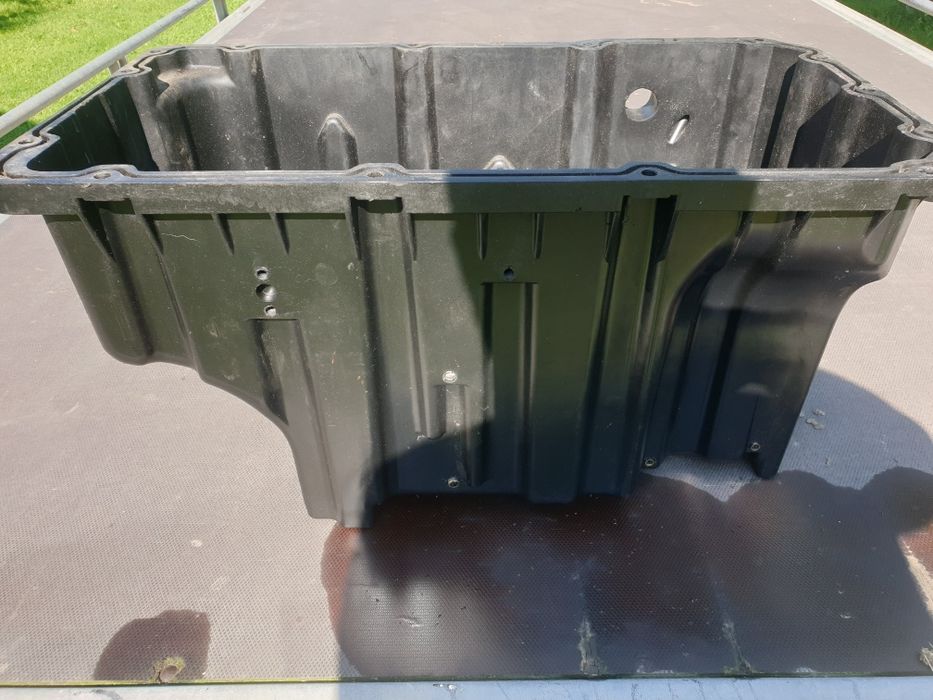 Baie de ulei mercedes actros mp2