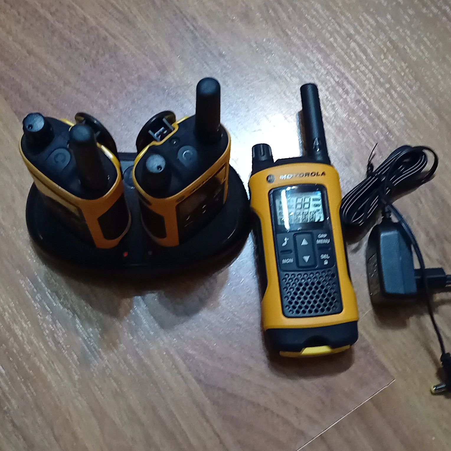 Statie emisie Motorola t80 extreme noi