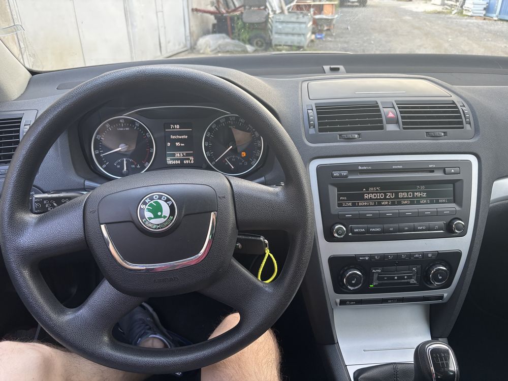Vand Skoda Octavia 2012, 1.4 TSi, 122 cai, consum 6%,185.000km