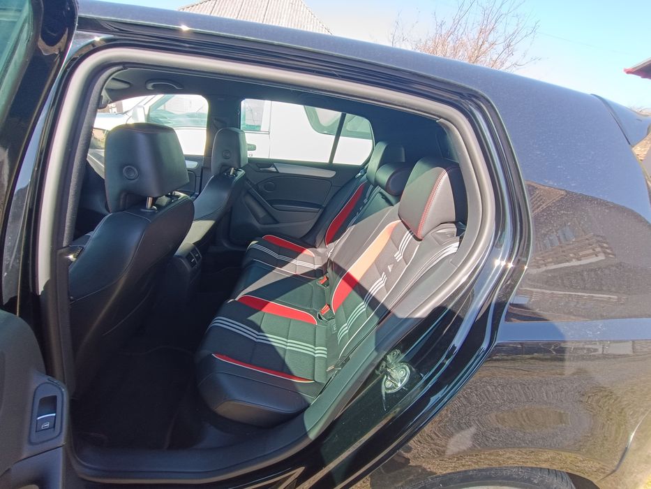 Vw golf 6 gti adidas edition