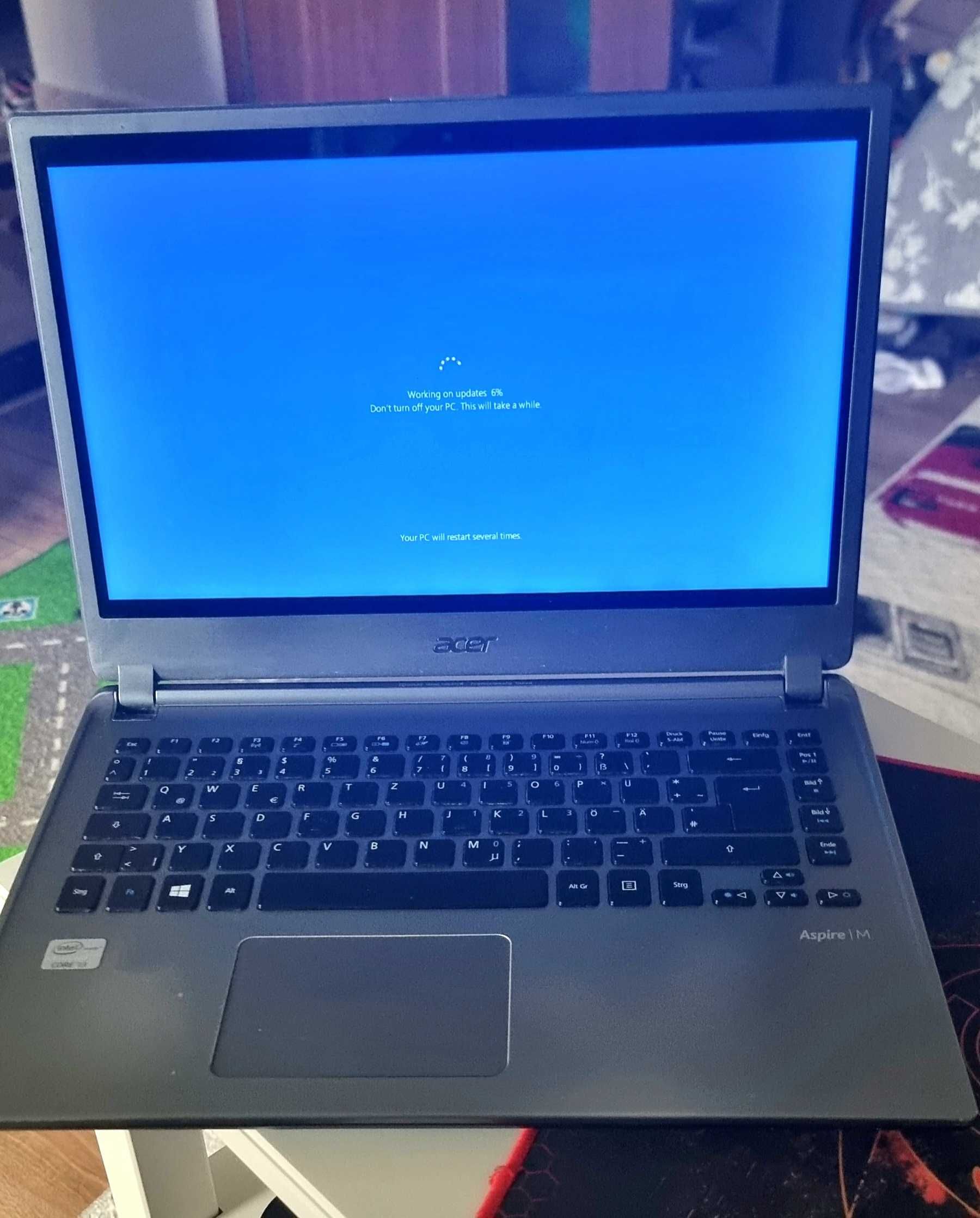 Acer Aspire M5, i3,10 gb ram,ssd,tastatura iluminata
