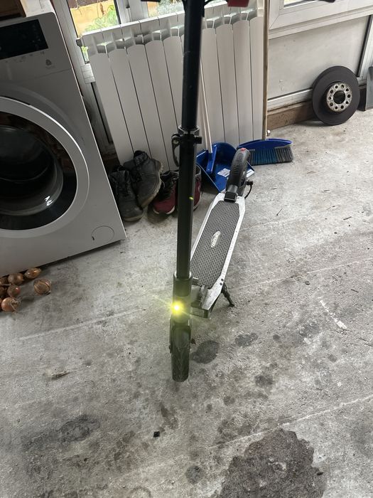De vinzare trotineta electrica marcaBottari
