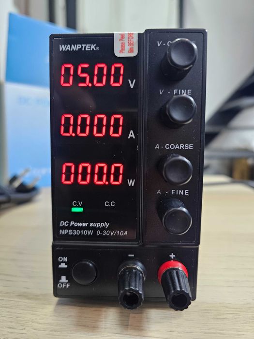 Регулируемо лабораторно захранване 30V / 10A захранващ блок