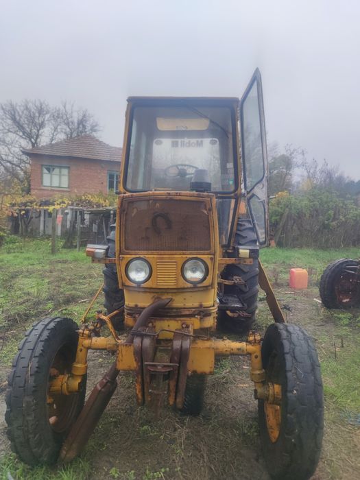 Трактори ЮМЗ в движение