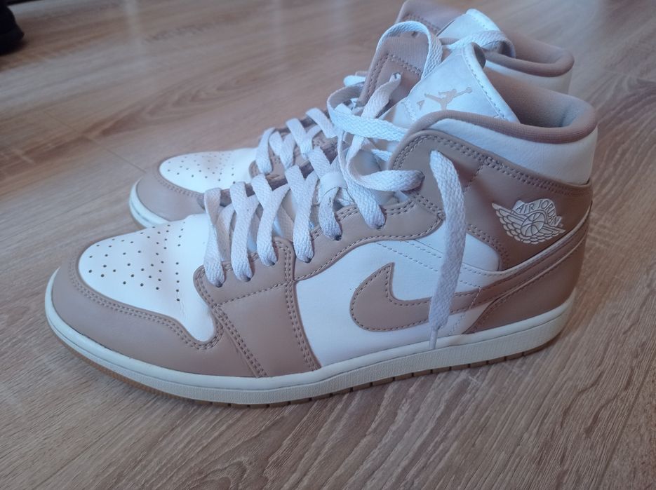 Маратонки Air Jordan 1 Mid Tan Gum