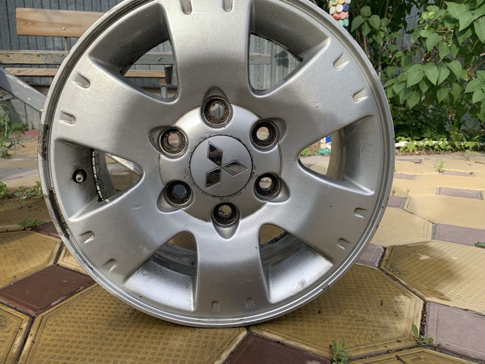 Колеса от Mitsubishy pajero,не плохое состояние,4 штук
