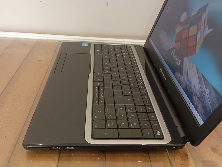Лаптоп Packard Bell Z5WT3 15.6