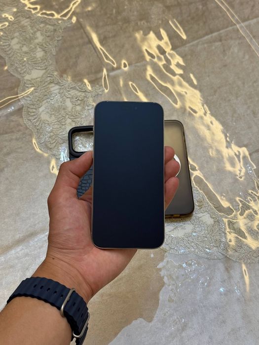 iPhone 15 Pro Max White Titanium 256gb/88%