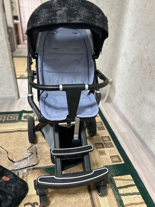 Коляска прогулочная