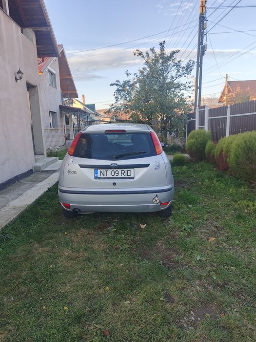 Ford focus 1.6 benzina 2001