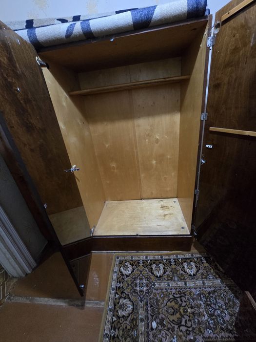 Arzon mebel srochni sotiladi