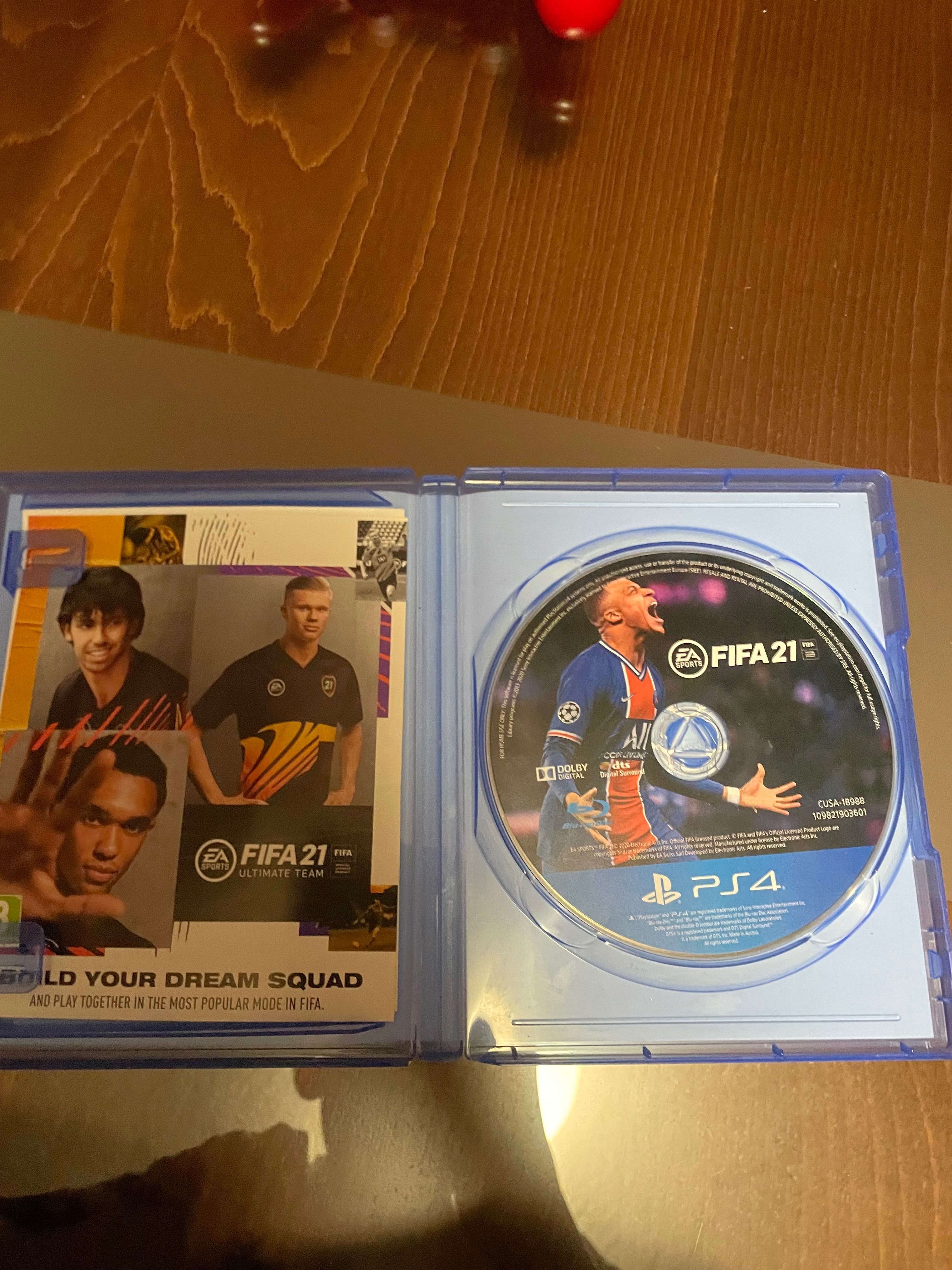 PlayStation 4 (Ps4) плюс подарък Игри