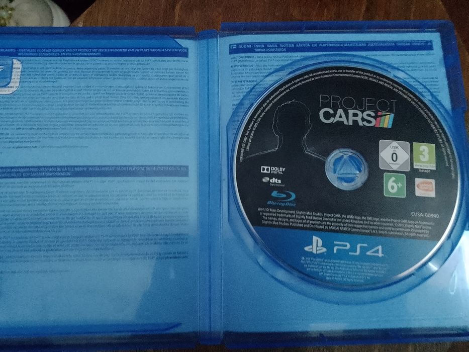 Vând jocuri de PS4