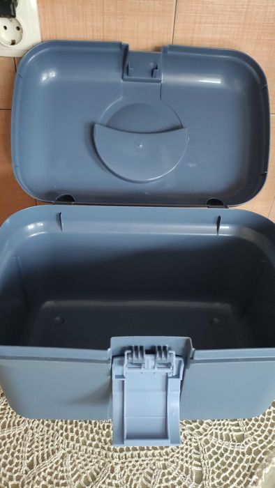 Curver твърдо PVC куфарче многофункционално
