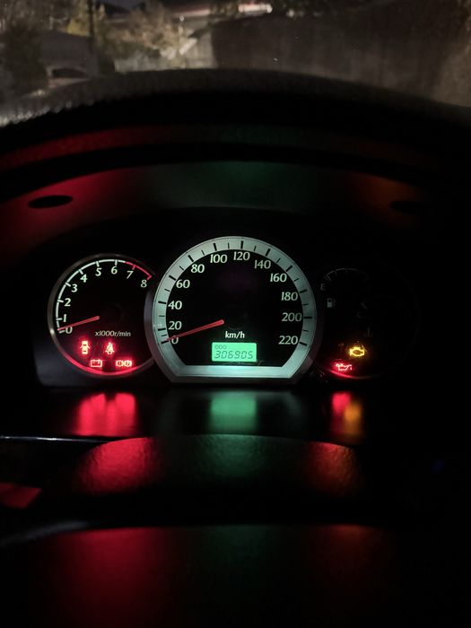 Ласетти 1.8 сотилади!