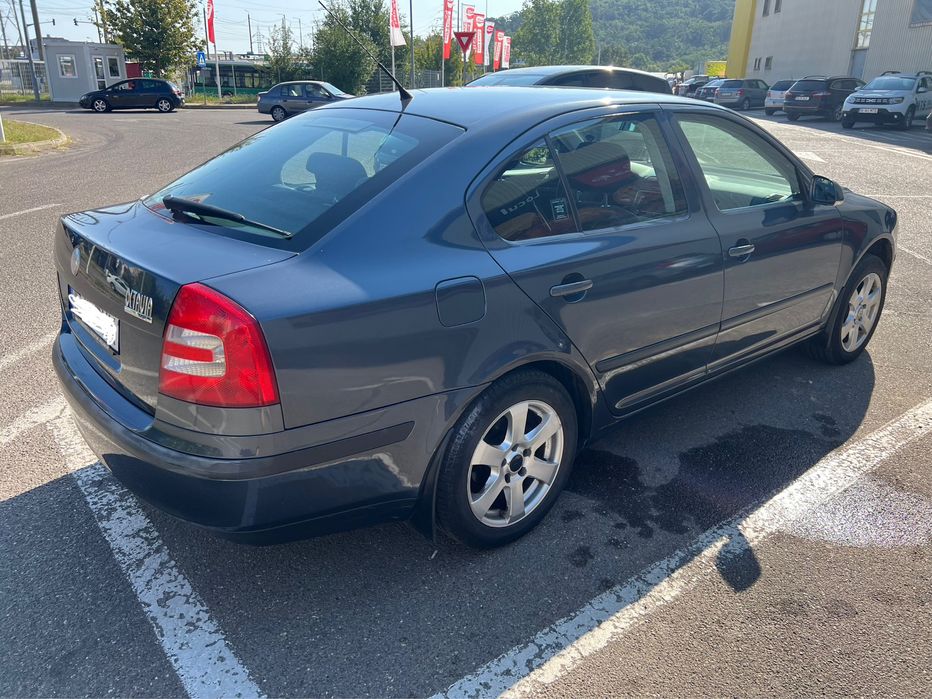 Skoda Octavia 2 Elegance benzina 1.6 MPI 102 CP