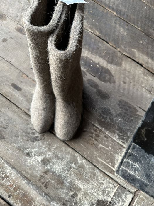 Продам валенки новые