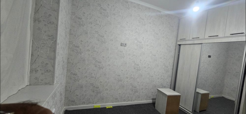 3 xonali shinam kvartira sotiladi yoki barter qilinadi