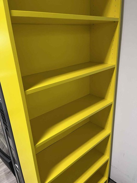 Жълта Библиотека