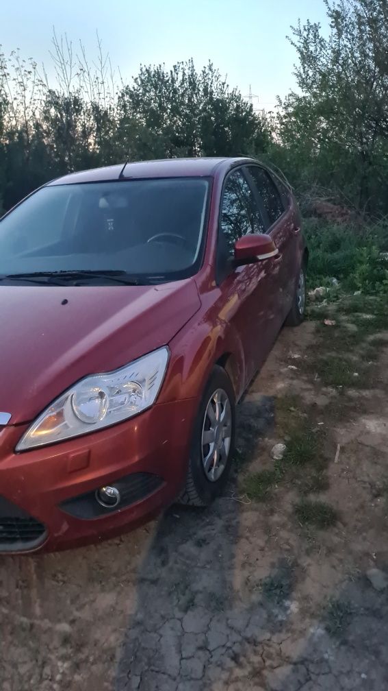 Dezmembrez ford focus 2 facelift 1.6 diesel