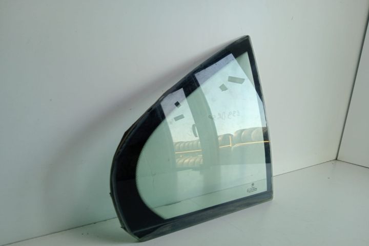 Geam dreapta spate BMW Seria 5 E39 (facelift) seria