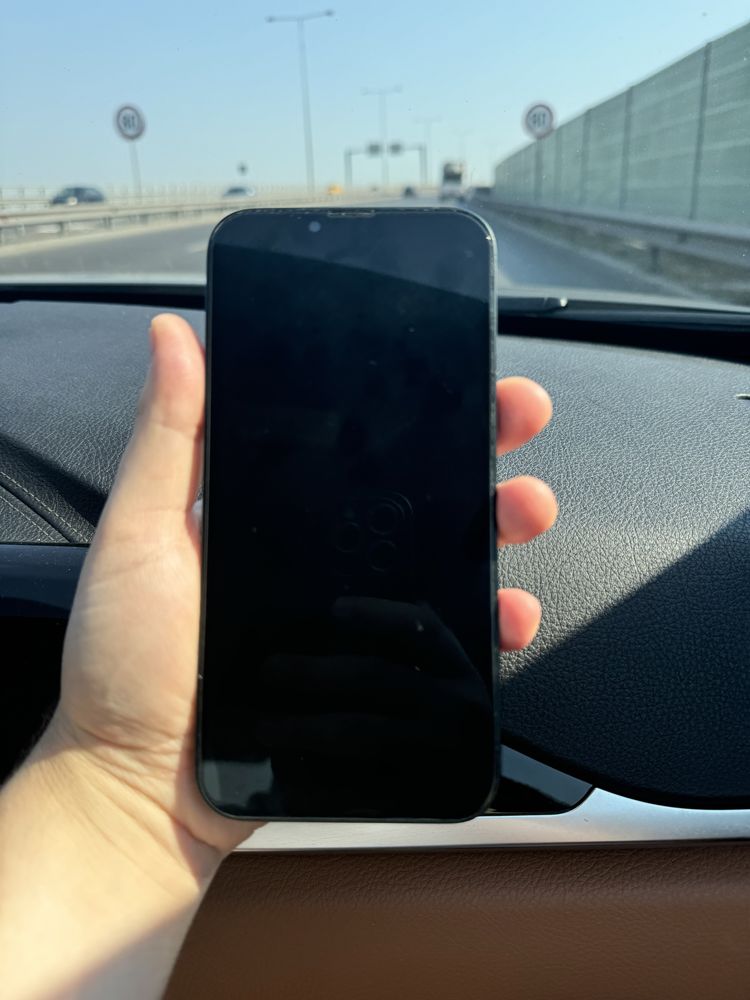 Iphone 14 plus Midnight  Blue