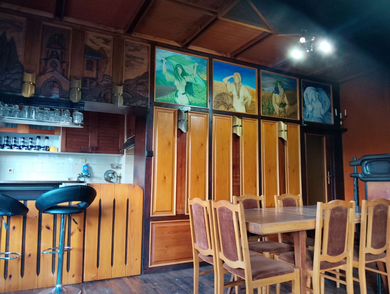 Продава се Къща в Етрополе - 450 кв.м за 2 €/кв.м - Снимка #4