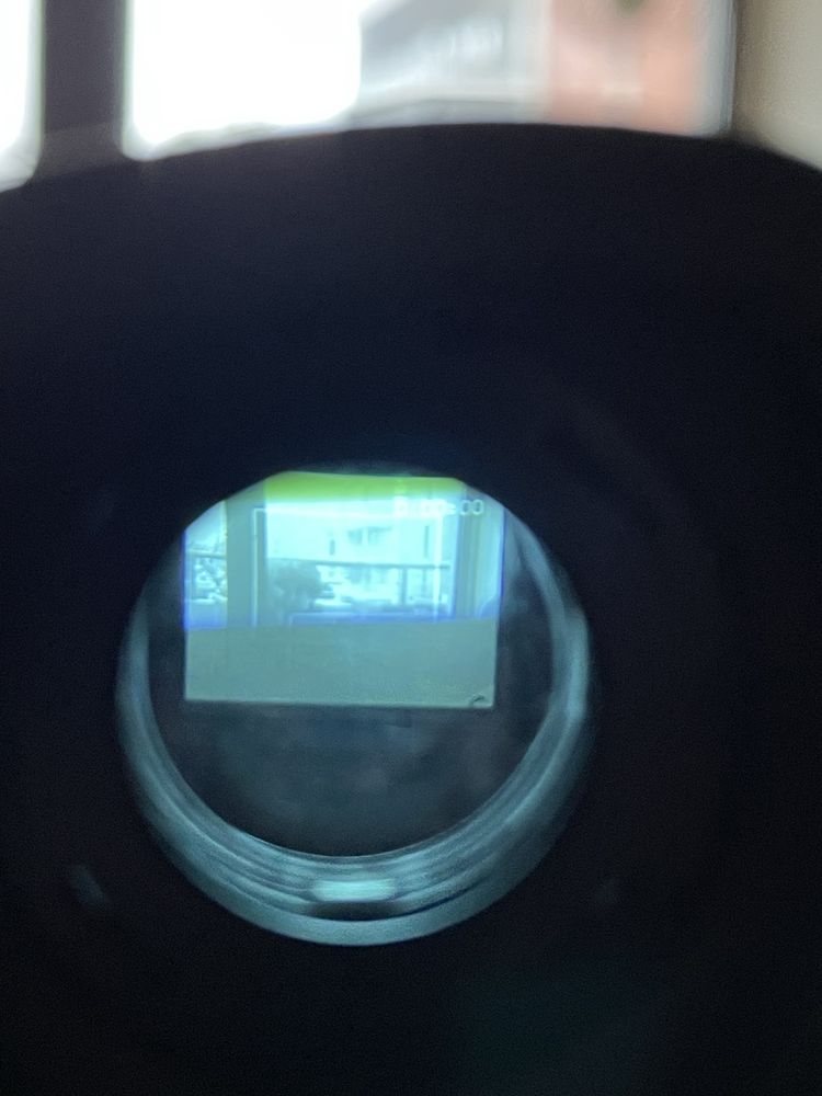 Sony CCD-TR60E Video-8 Handycam Video Camera