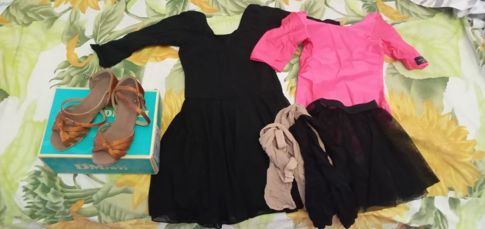 Комплет одежды и обуви для танцев