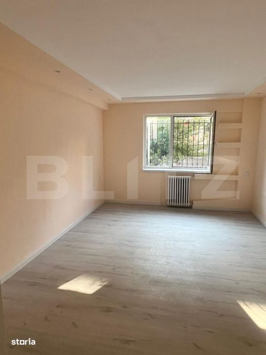 Garsoniera de 21,5 mp, situata pe strada Cojocnei, la 10 min de Iulius