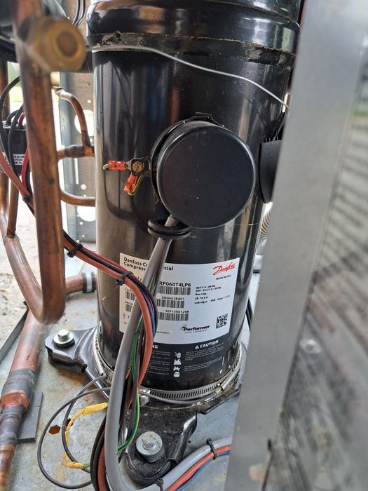 Pompavde căldură aer apa 13 kw