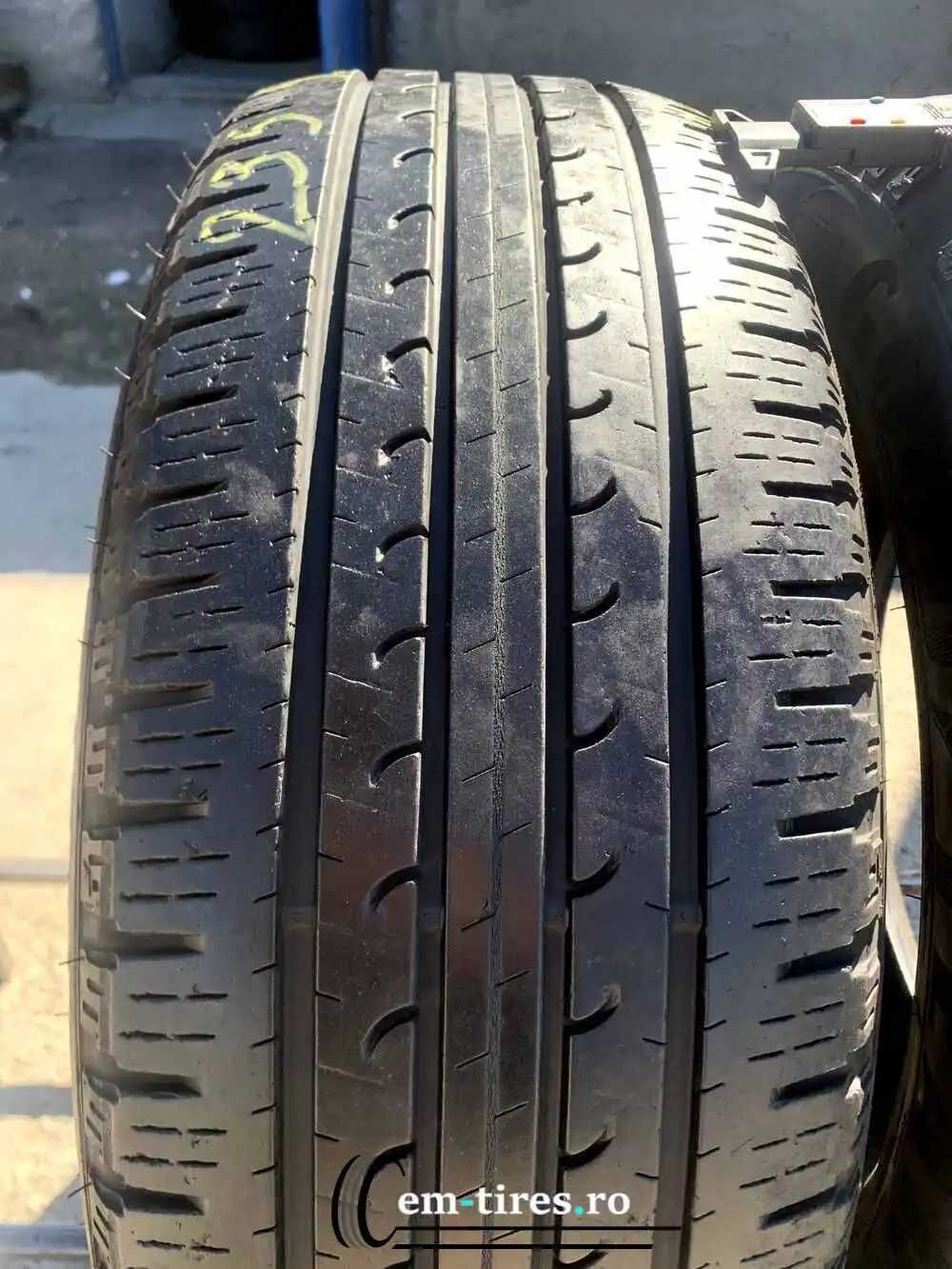 SET 2 Anvelope Vara 235/55 R19 GOODYEAR Efficient Grip SUV 105V