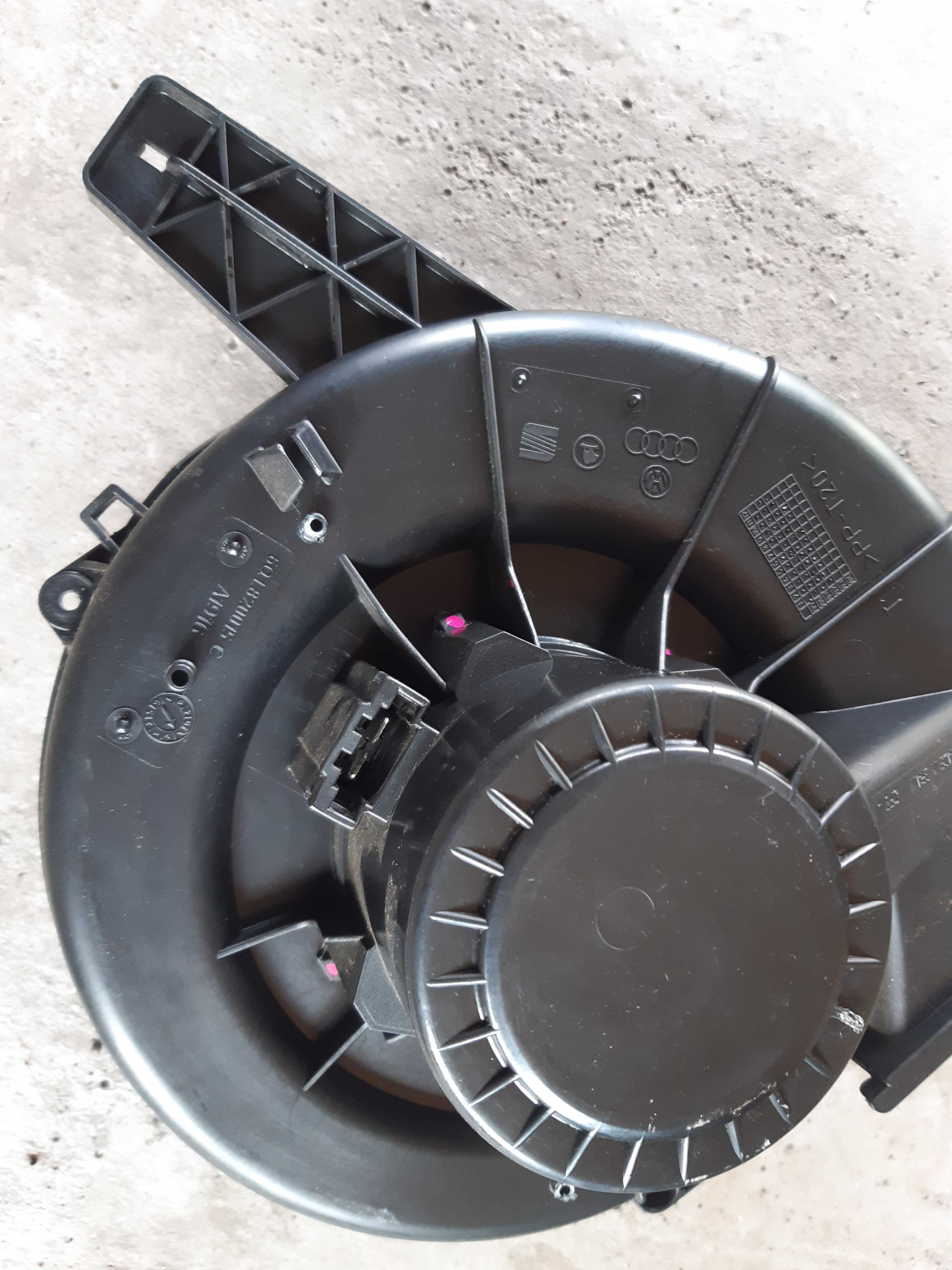 Ventilator aeroterma Torpedou vw polo 9n2 2001-2009 volan stanga