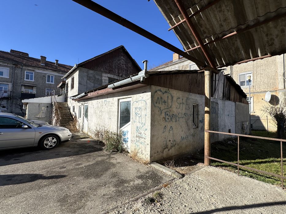 Spatiu comercial