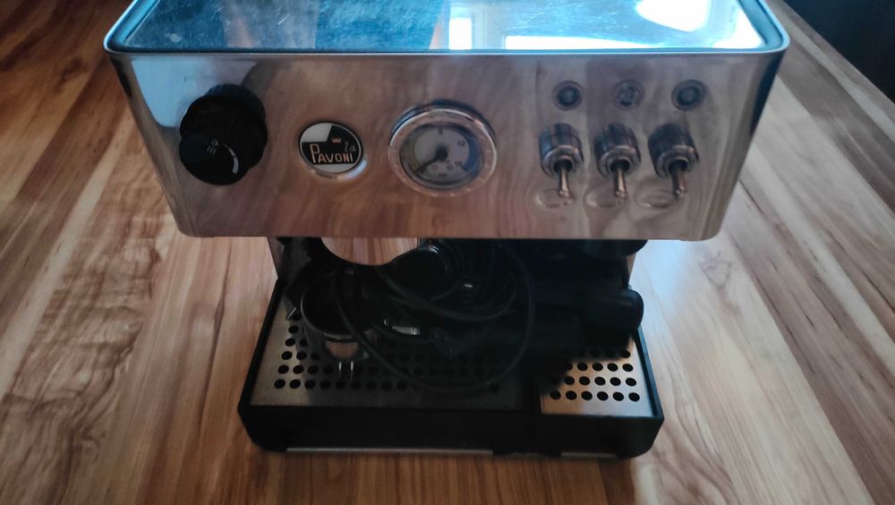Кафемашина с кафемелачка La Pavoli / Lelit Anita