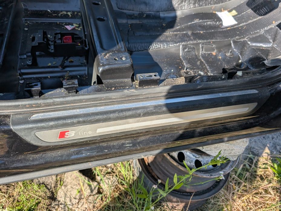 Set praguri s line audi q5 2014 8r