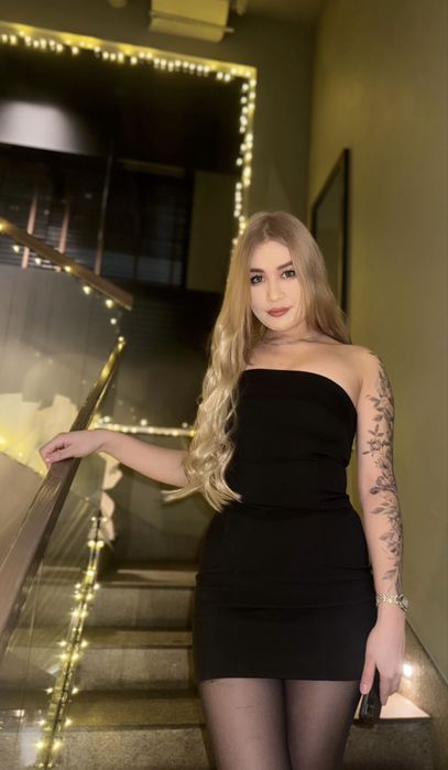 Платье мини в отличном состоянии