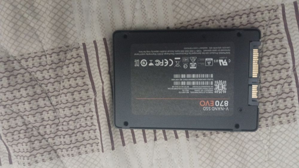 Жоский диск  твердотельный накопитель  1 tb