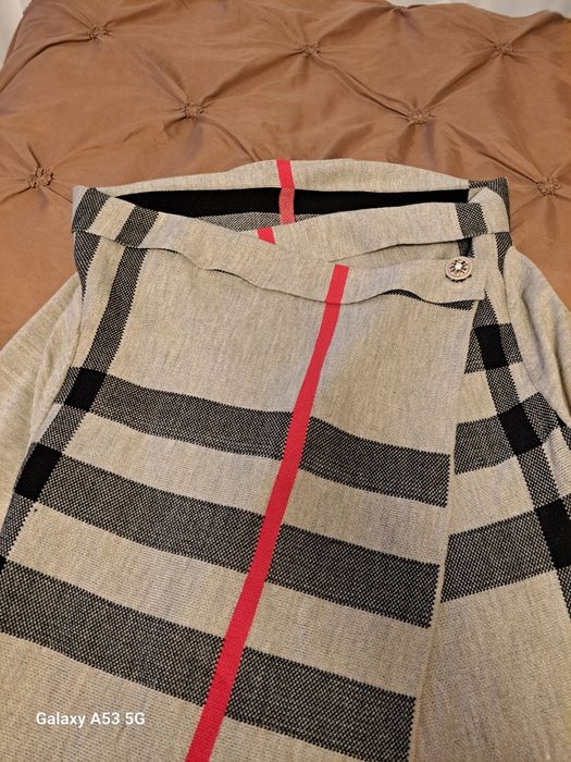 Pulovăr(  tip cardigan) damă pret 50