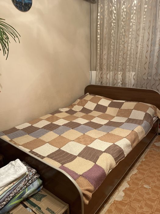 Кровать 1,50 на 2