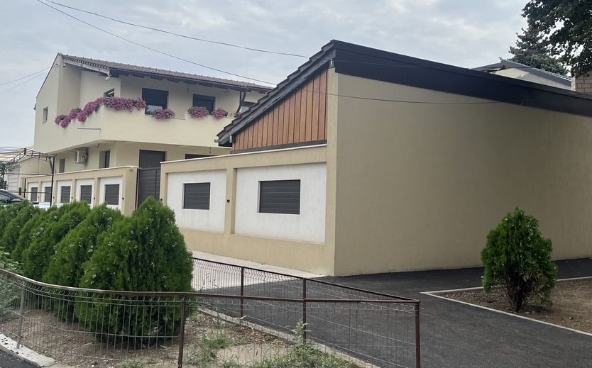 Casă nouă de vânzare
